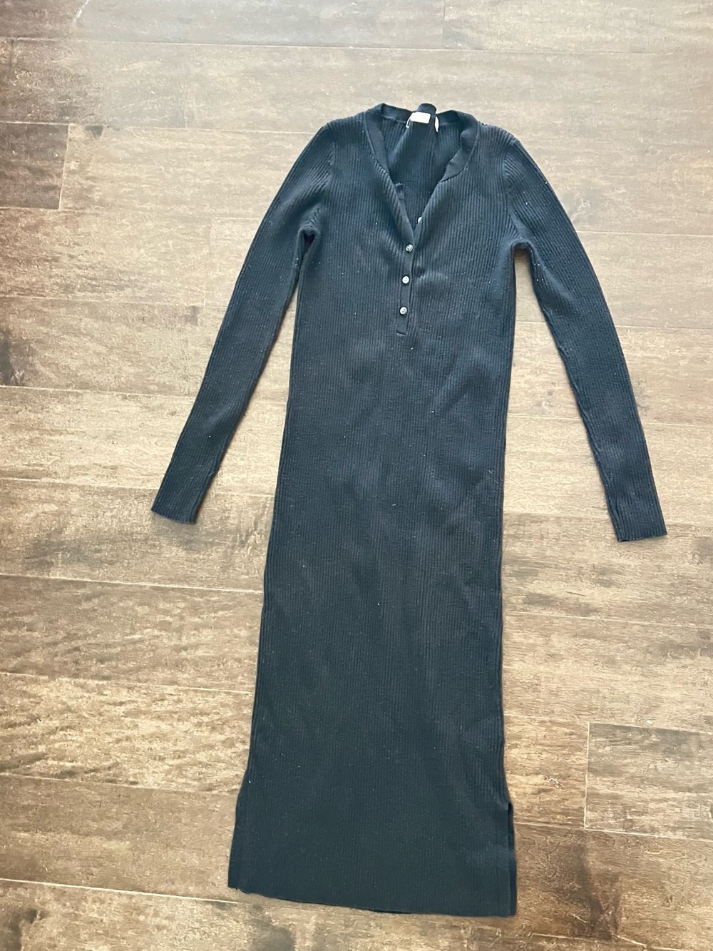 Maternity and nuraing Black Ribbed Long-Sleeve V-Neck Button Midi Dress